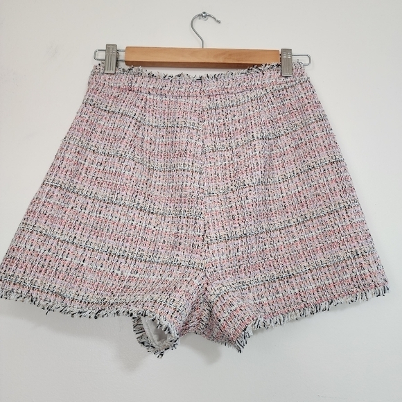 5 a 7 Cinq a Sept Pink Coronado Tweed High Rise Shorts Clueless 90s Y2K - Picture 9 of 13